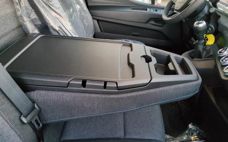Vehicle Image 35