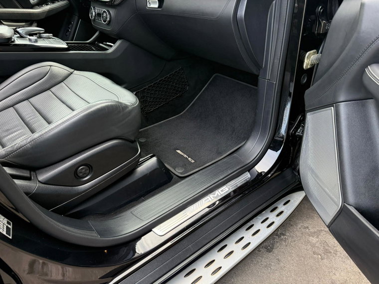 Vehicle Image 23