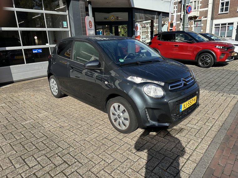 Vehicle Image 7