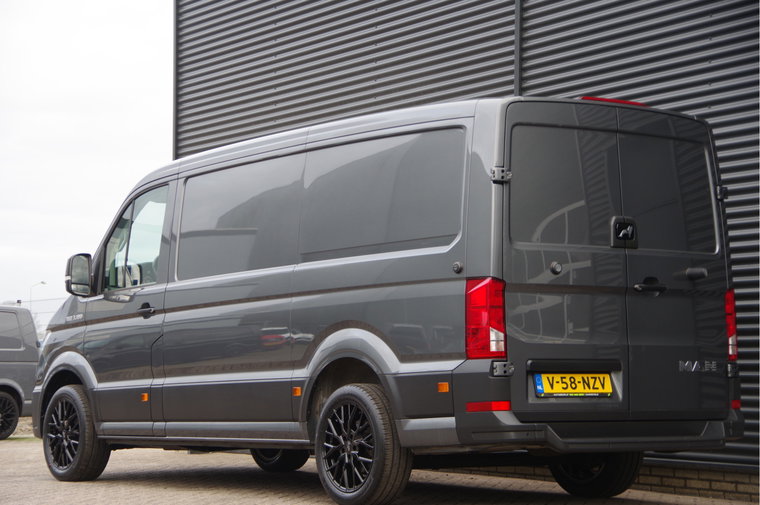 Vehicle Image 38