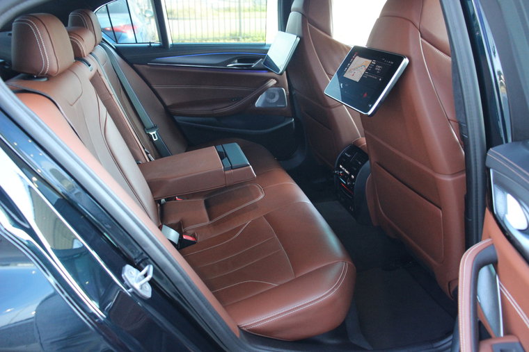 Vehicle Image 39