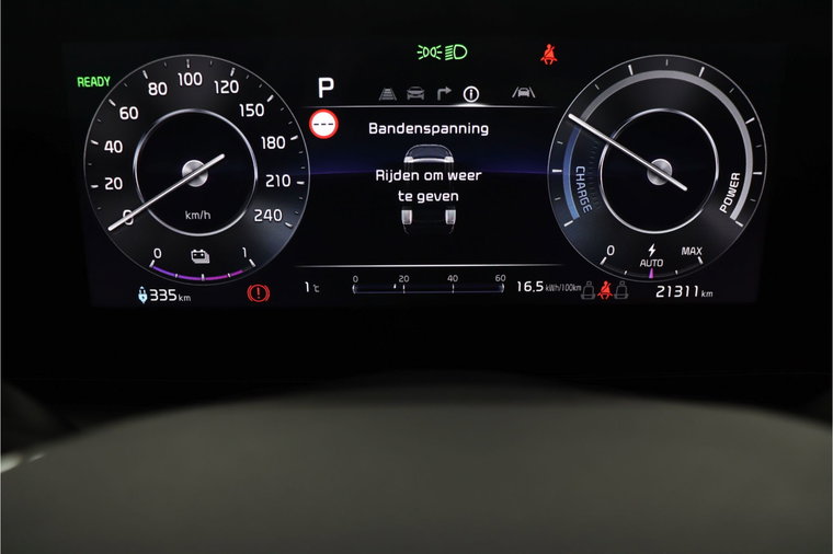 Vehicle Image 42