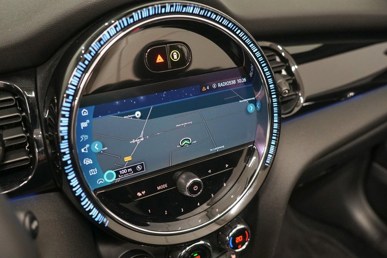 Vehicle Image 11