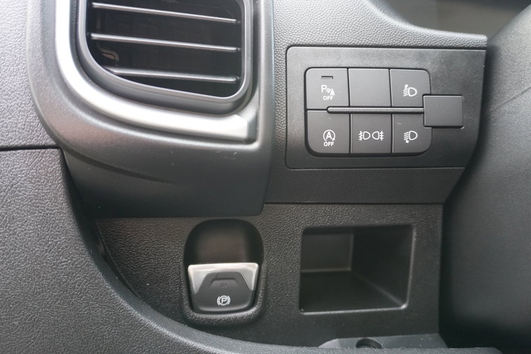 Vehicle Image 27