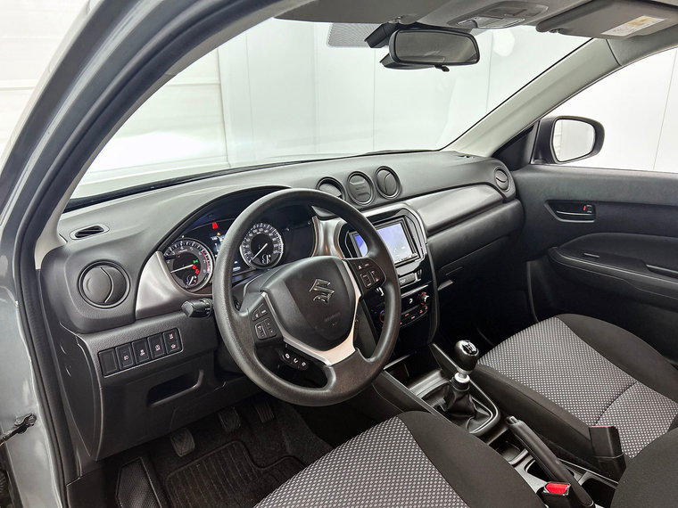 Vehicle Image 13