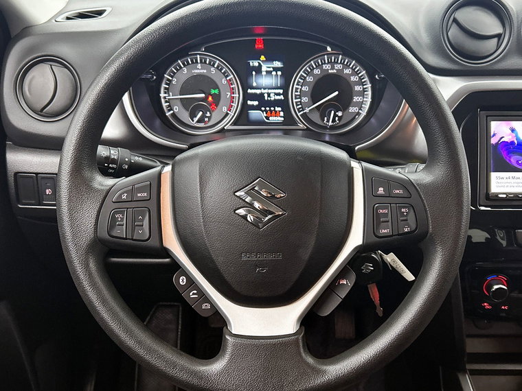 Vehicle Image 16