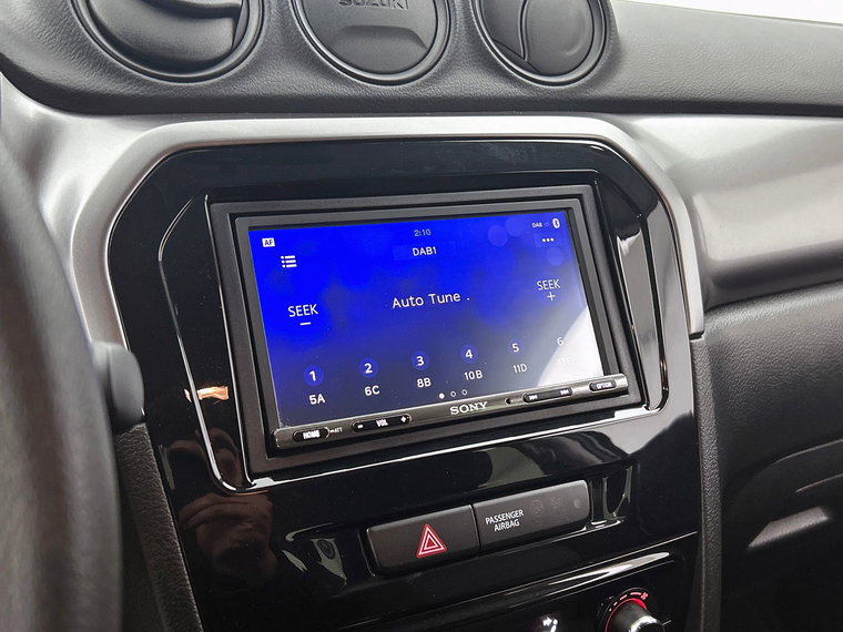 Vehicle Image 18