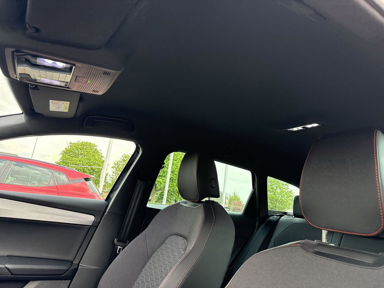 Vehicle Image 27