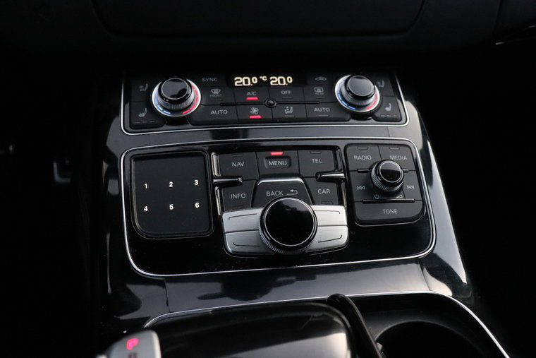 Vehicle Image 35