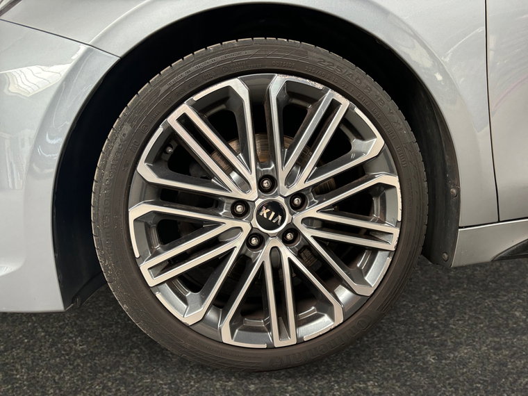 Vehicle Image 21