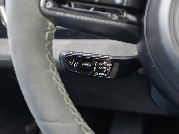 Vehicle Image 35