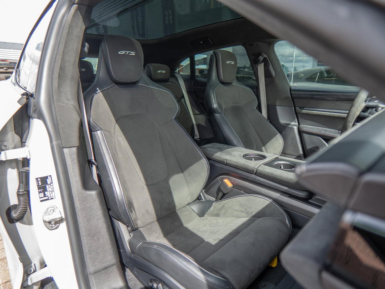 Vehicle Image 47