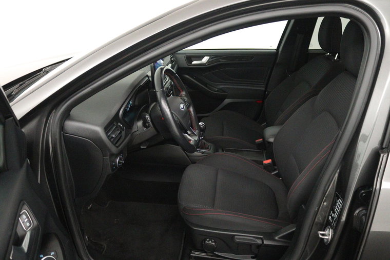 Vehicle Image 17