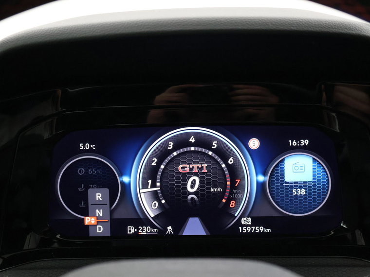 Vehicle Image 37