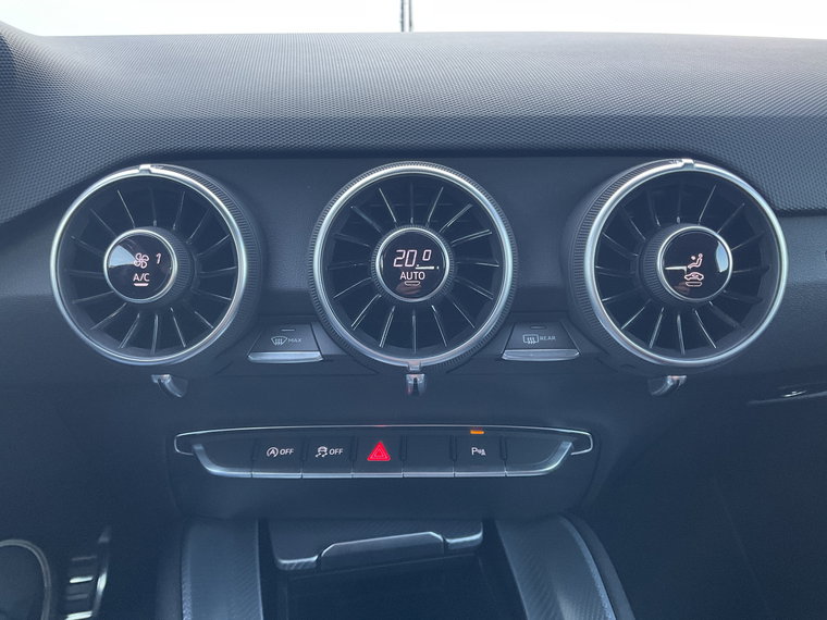 Vehicle Image 29