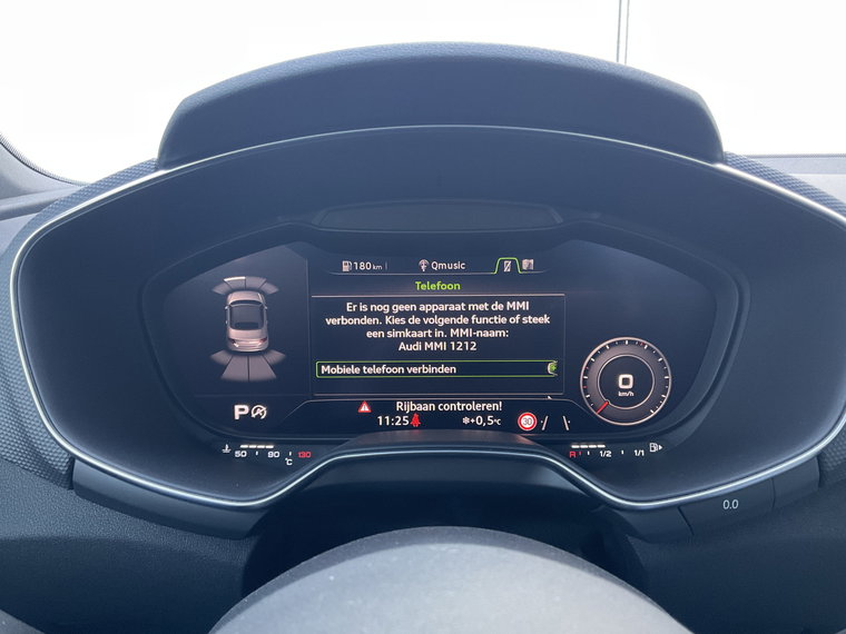 Vehicle Image 35