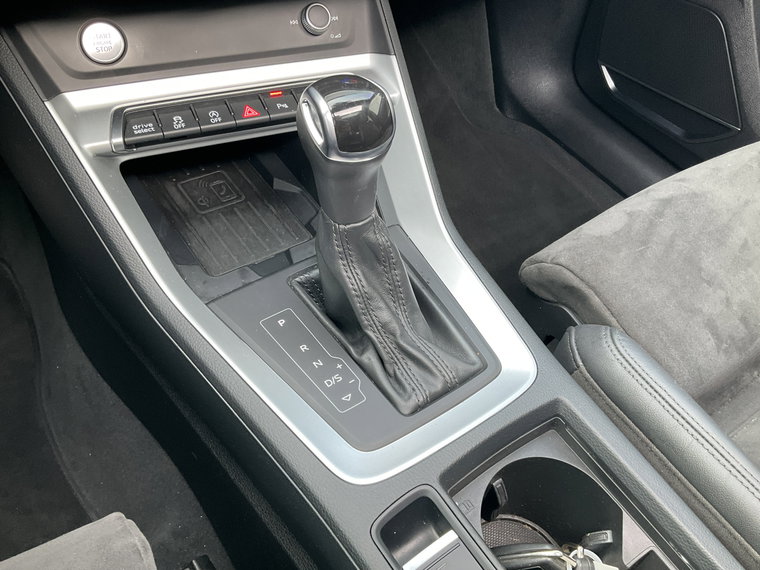 Vehicle Image 33