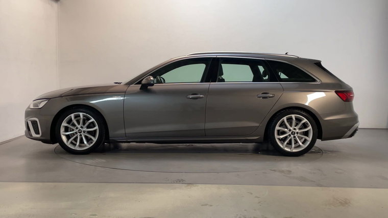 Vehicle Image 16