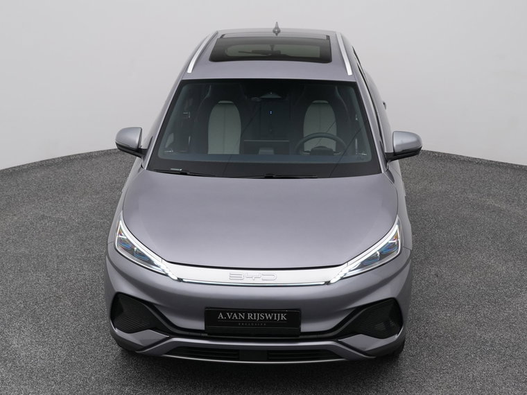 Vehicle Image 26