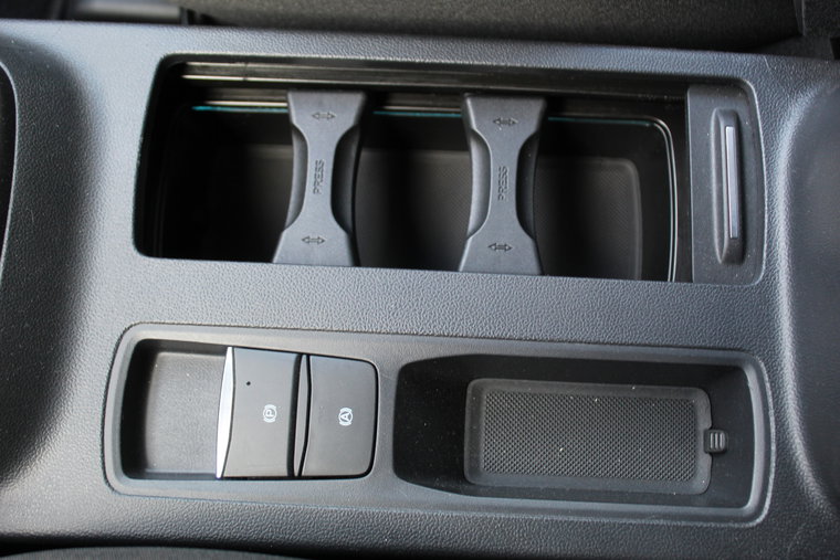 Vehicle Image 26
