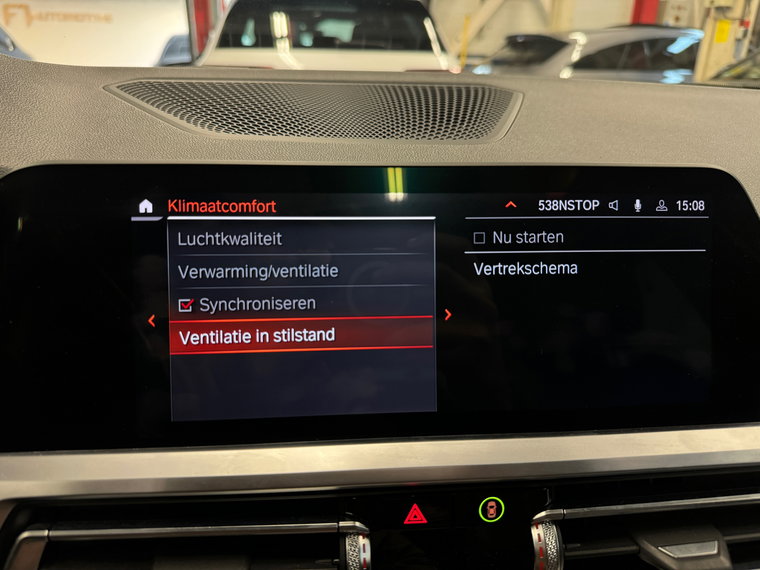 Vehicle Image 38