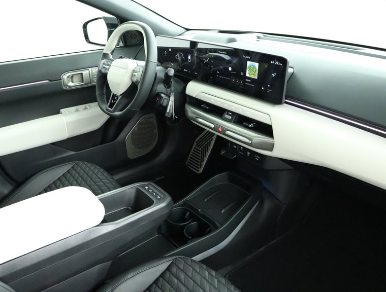 Vehicle Image 33