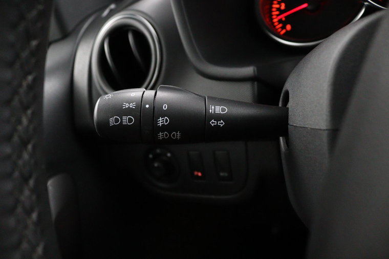 Vehicle Image 26