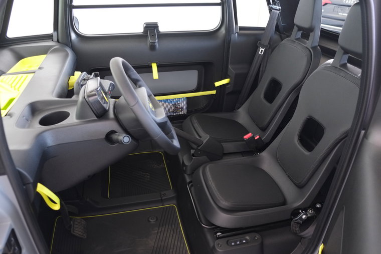 Vehicle Image 9