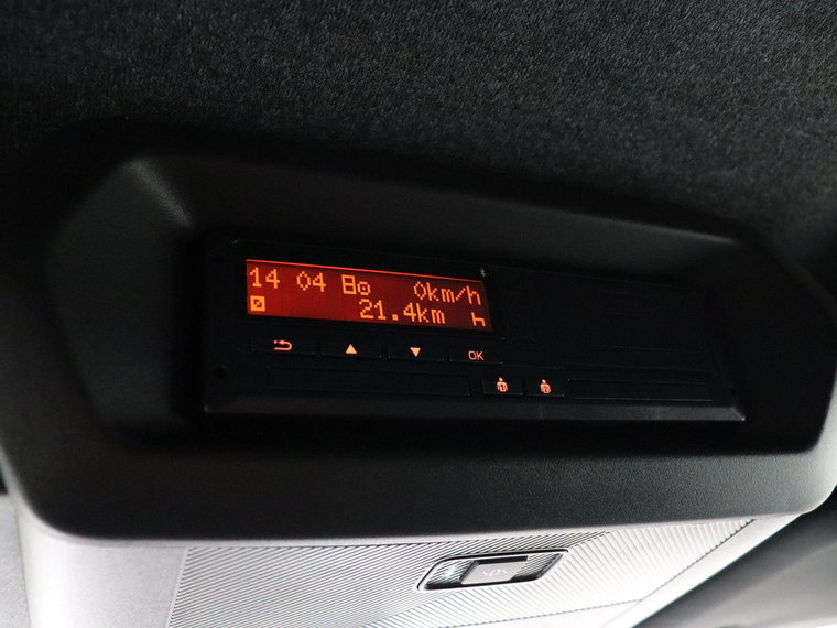 Vehicle Image 38