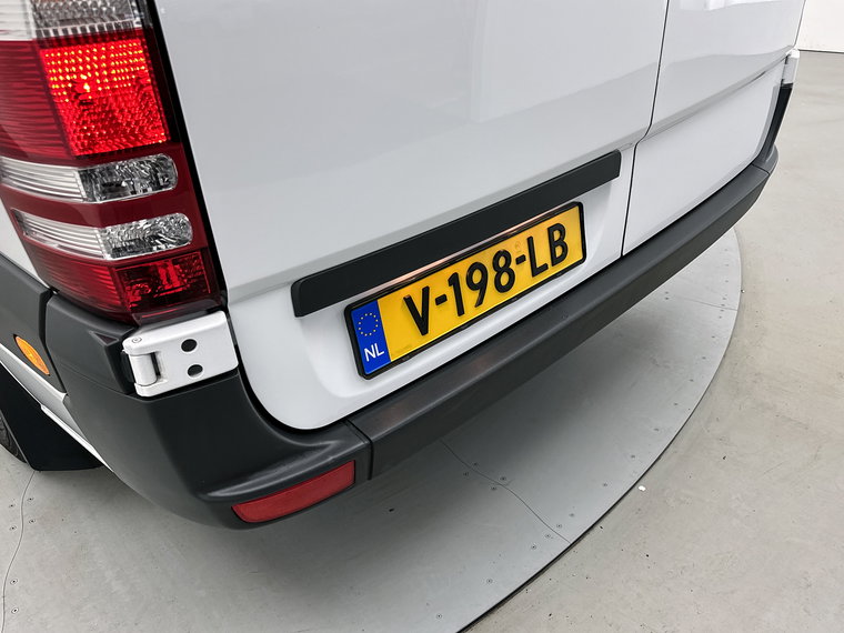 Vehicle Image 34