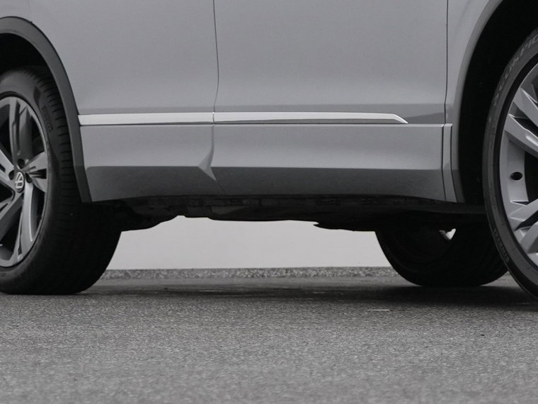 Vehicle Image 37
