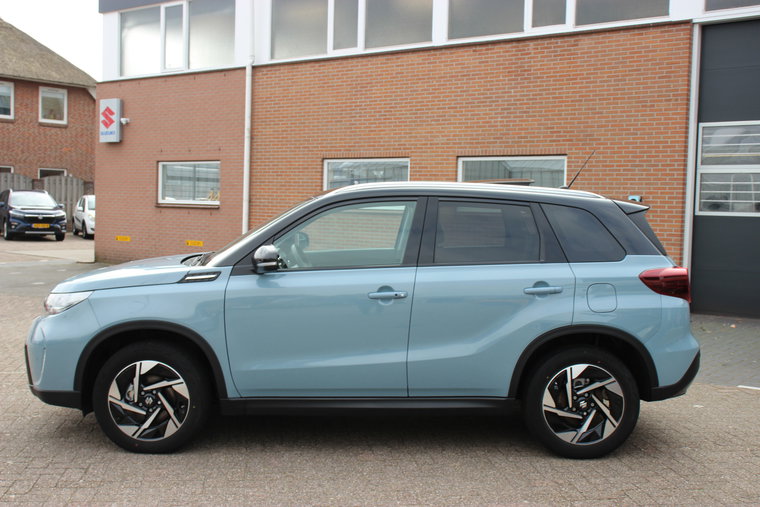 Vehicle Image 4