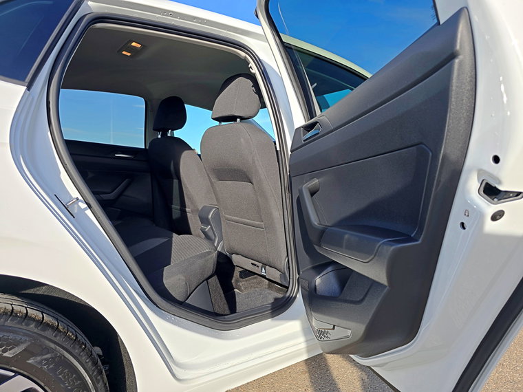 Vehicle Image 39