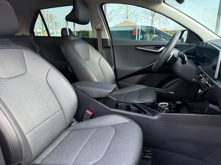 Vehicle Image 31