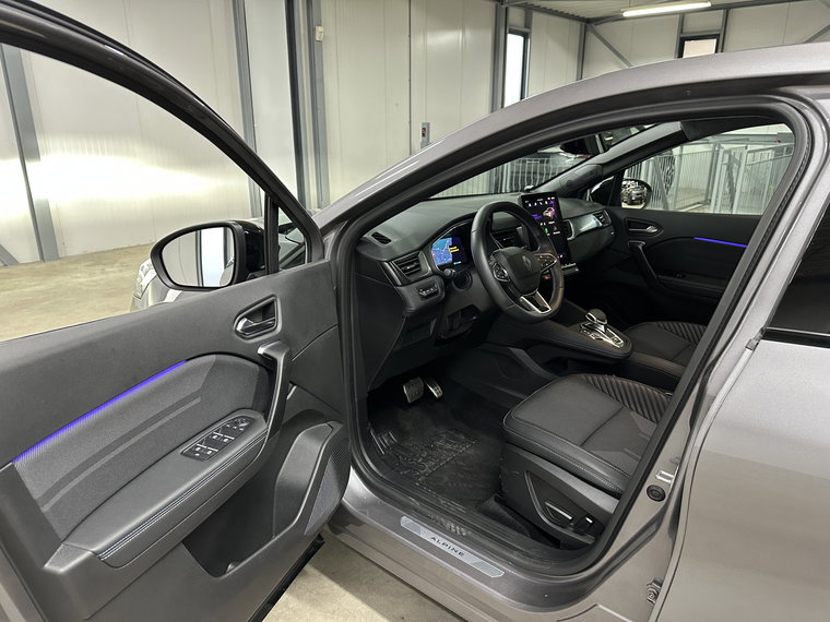 Vehicle Image 22
