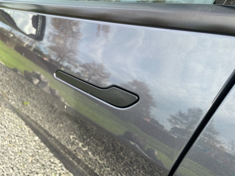 Vehicle Image 25