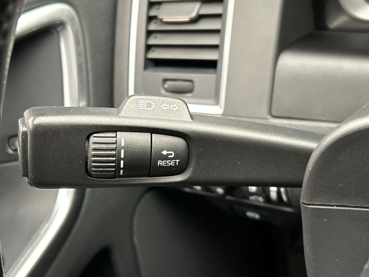 Vehicle Image 34