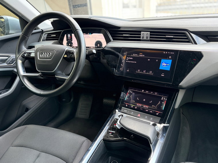 Vehicle Image 17