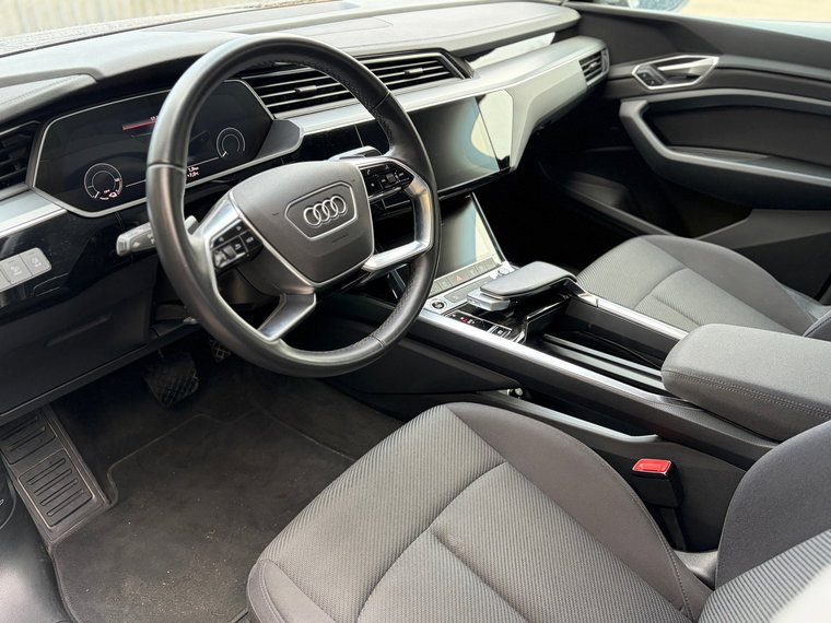Vehicle Image 41