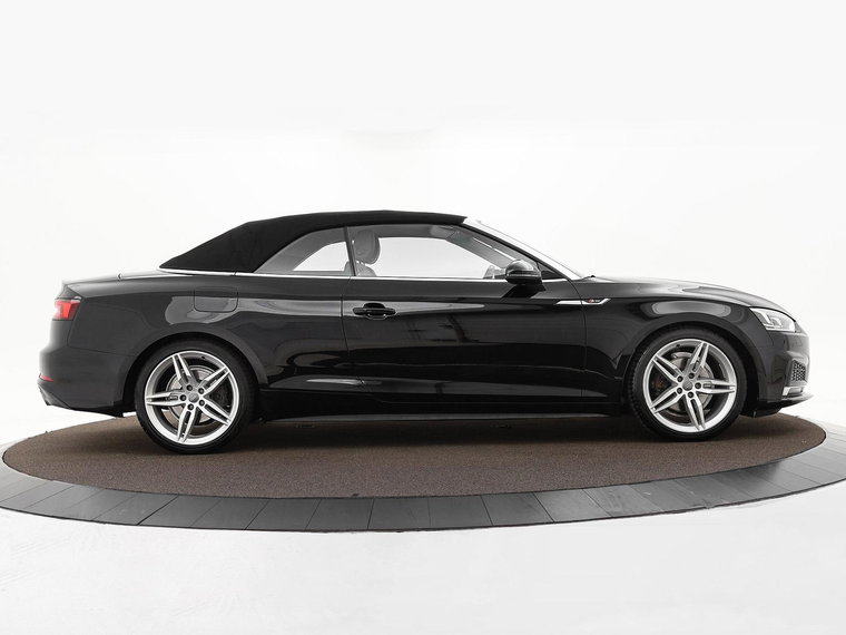 Vehicle Image 40