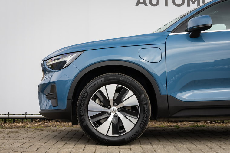 Vehicle Image 40