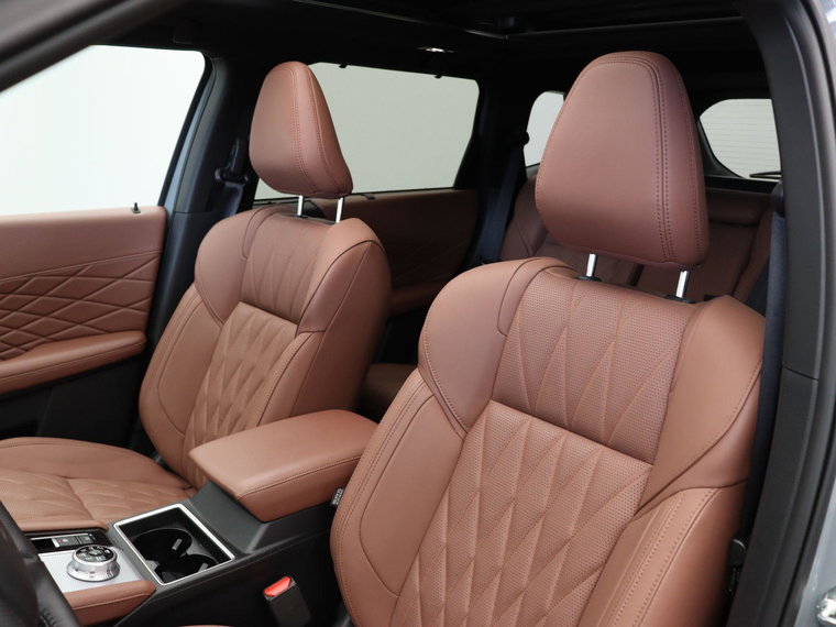 Vehicle Image 41