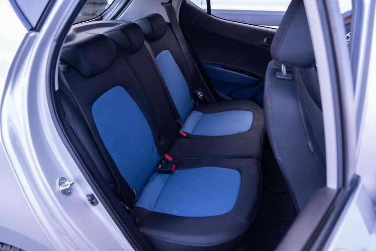 Vehicle Image 30