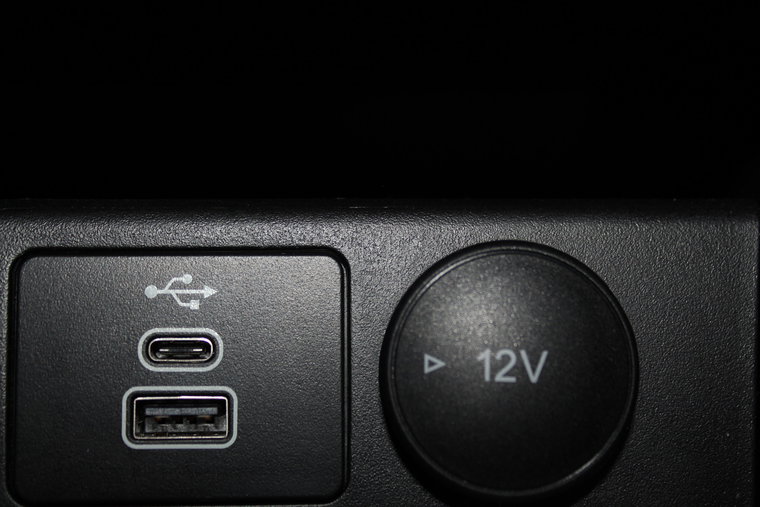 Vehicle Image 33