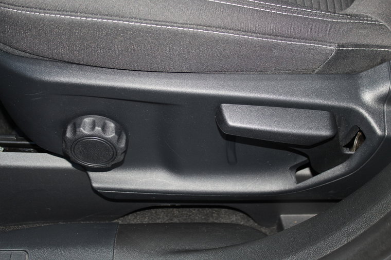 Vehicle Image 37