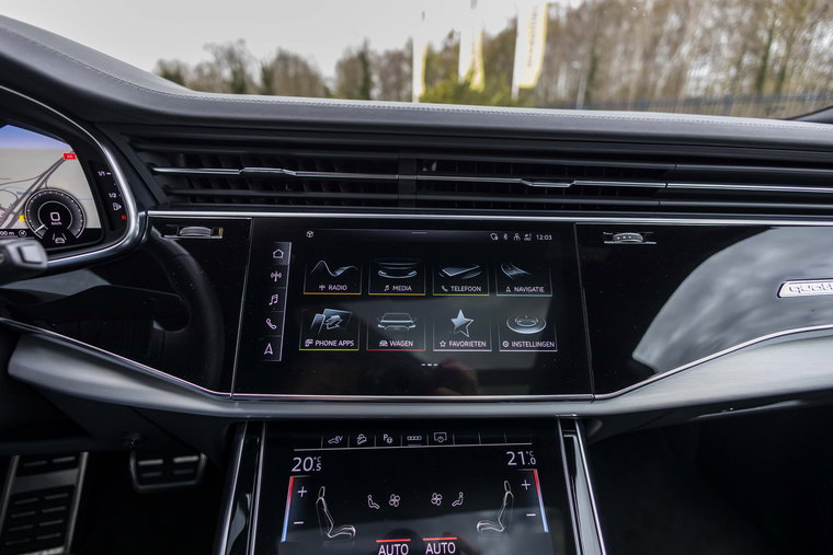 Vehicle Image 37