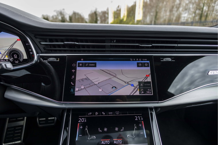 Vehicle Image 38