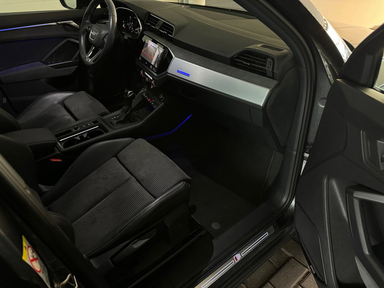 Vehicle Image 39