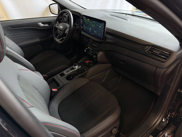 Vehicle Image 31