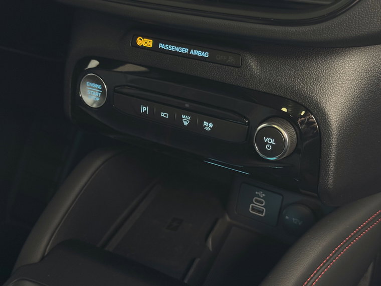 Vehicle Image 39